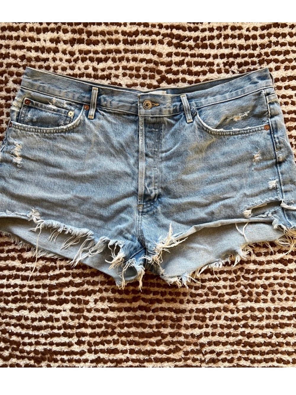 Agolde Parker cutoff jean shorts in Swapmeet, size 32